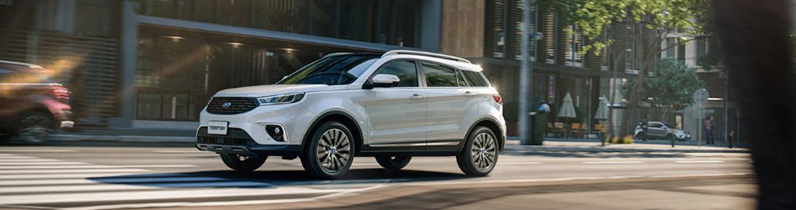 Rent a car with a driver in China